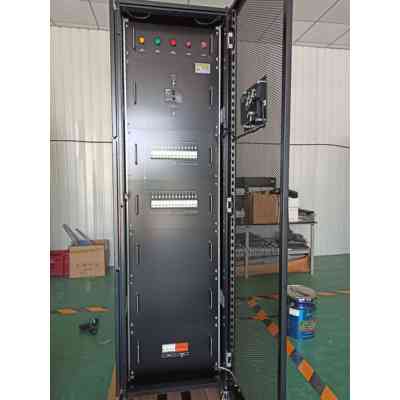 Precision Row PDU Cabinet Schneider 125A 28-Circuit