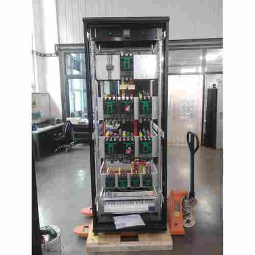 UPS Input/Output Cabinet Schneider 630A 4P 16-Circuit